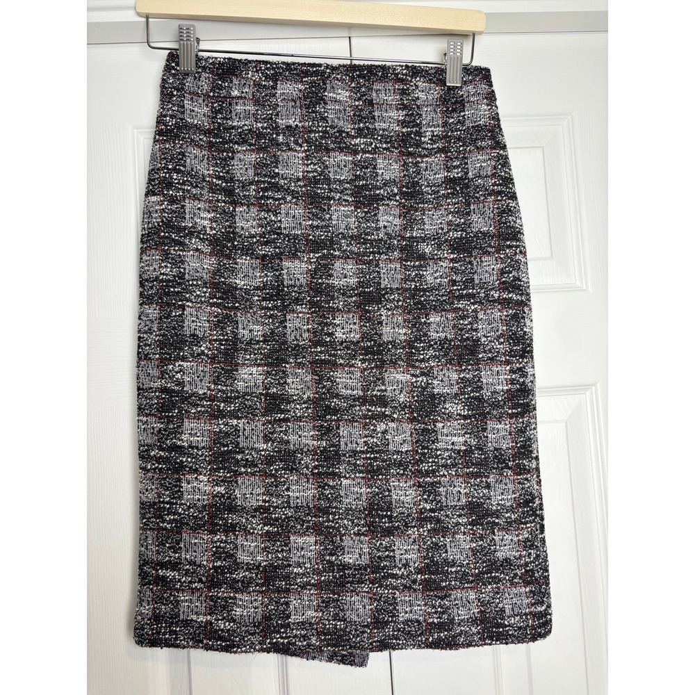Ann Taylor Black White Red Plaid Tweed Pencil Skirt Size 2 Lined Professional